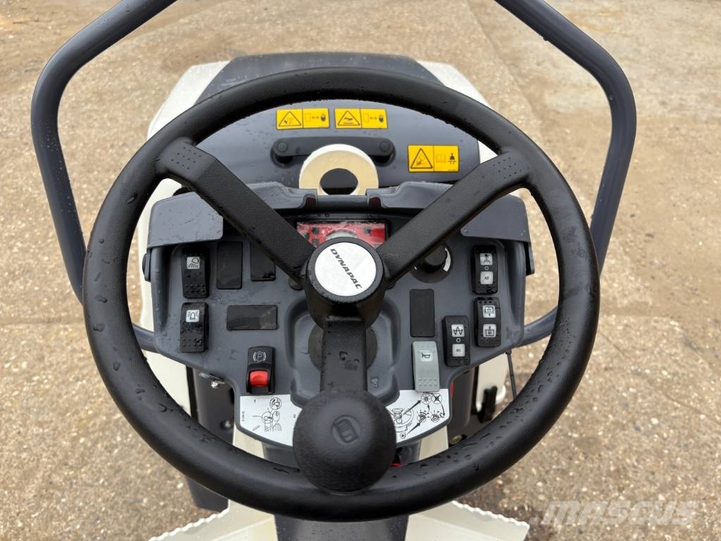 Dynapac CC 800 Tandem Valser