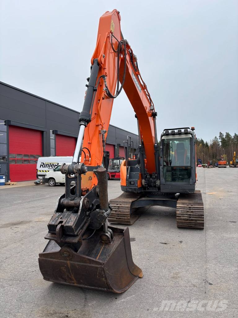 Doosan DX 140 LCR-5/ Kallistuva kauha, Pienet tunnit Telakaivukoneet