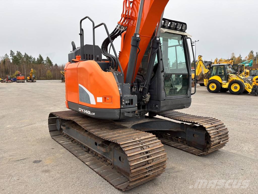 Doosan DX 140 LCR-5/ Kallistuva kauha, Pienet tunnit Telakaivukoneet