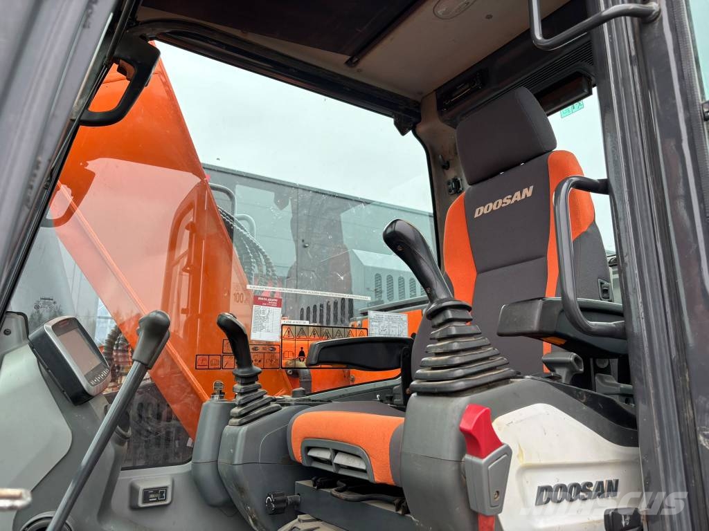 Doosan DX 140 LCR-5/ Kallistuva kauha, Pienet tunnit Telakaivukoneet