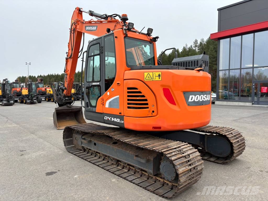 Doosan DX 140 LCR-5/ Kallistuva kauha, Pienet tunnit Telakaivukoneet