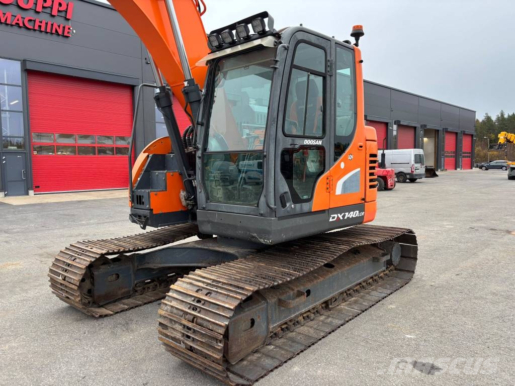 Doosan DX 140 LCR-5/ Kallistuva kauha, Pienet tunnit Telakaivukoneet