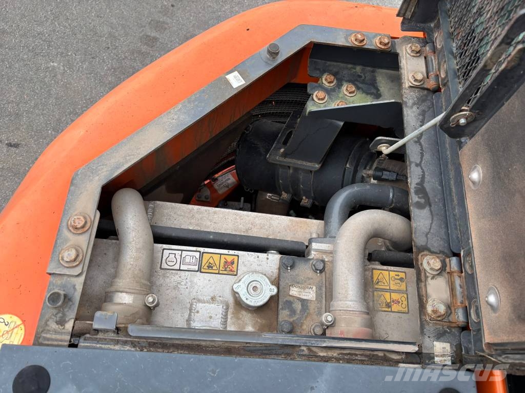 Doosan DX 140 LCR-5/ Kallistuva kauha, Pienet tunnit Telakaivukoneet