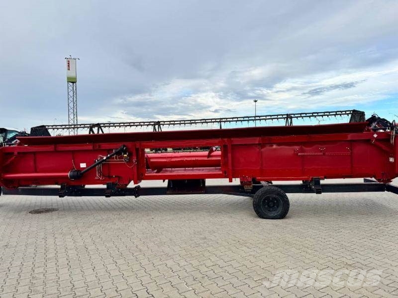 Case IH CASE 3050 联合收割机头