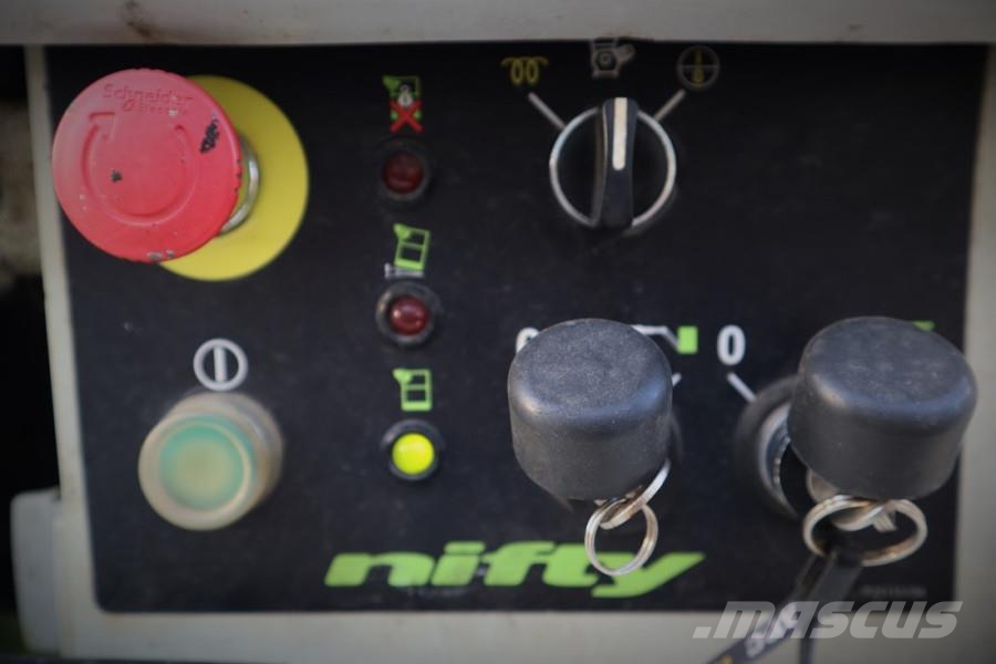 Niftylift HR28 HYBRIDE Hybrid, 4x4 Drive, 28m Working Height Elevadores braços articulados