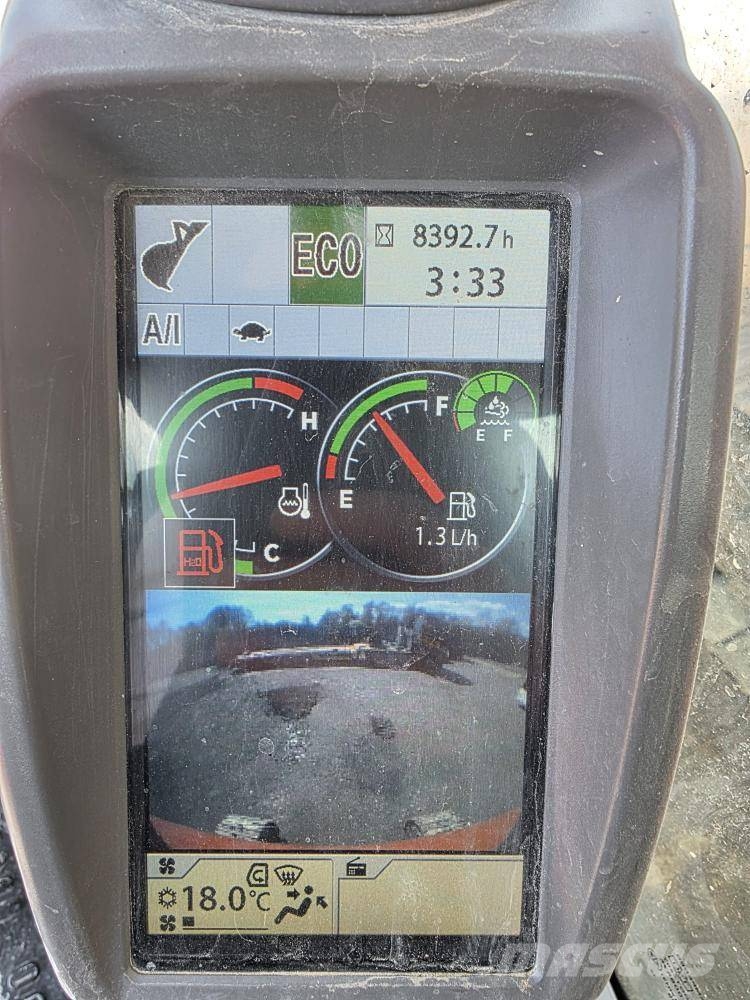 Hitachi ZX 225 US LC-6 Pásová rýpadla