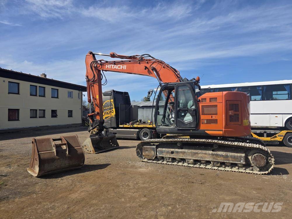 Hitachi ZX 225 US LC-6 Pásová rýpadla