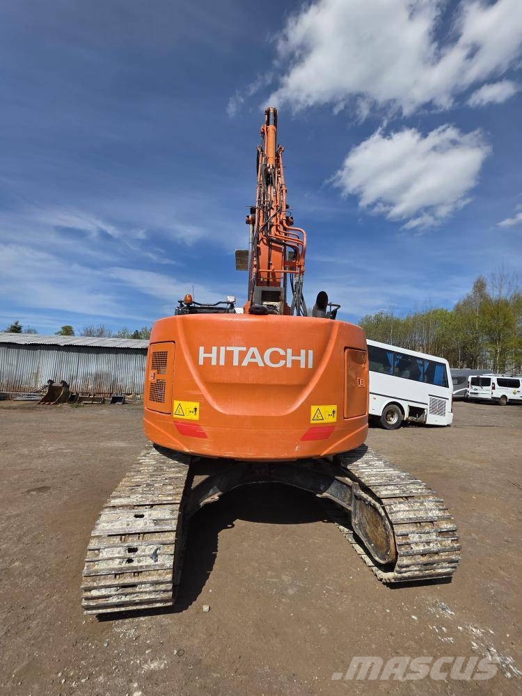 Hitachi ZX 225 US LC-6 Pásová rýpadla