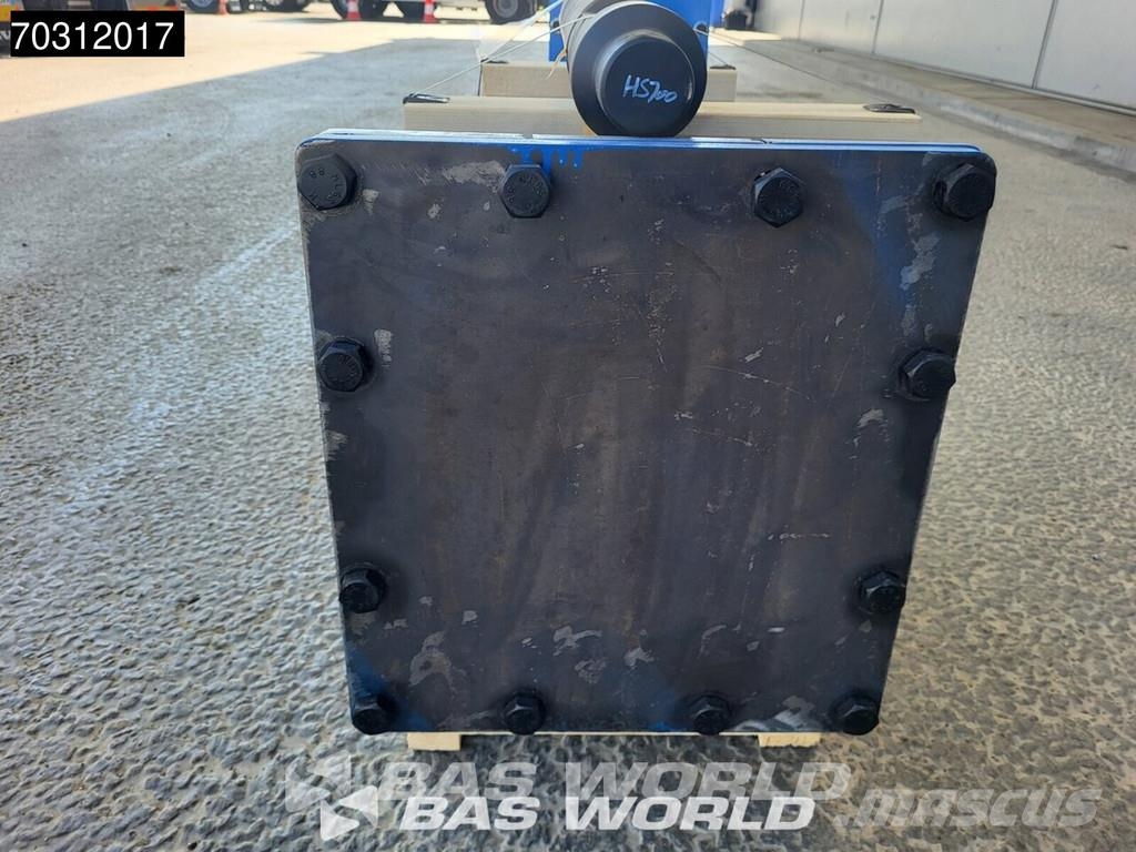 Mustang HM1000 NEW UNUSED - SUITS 8-16 TON Hammer / Brecher