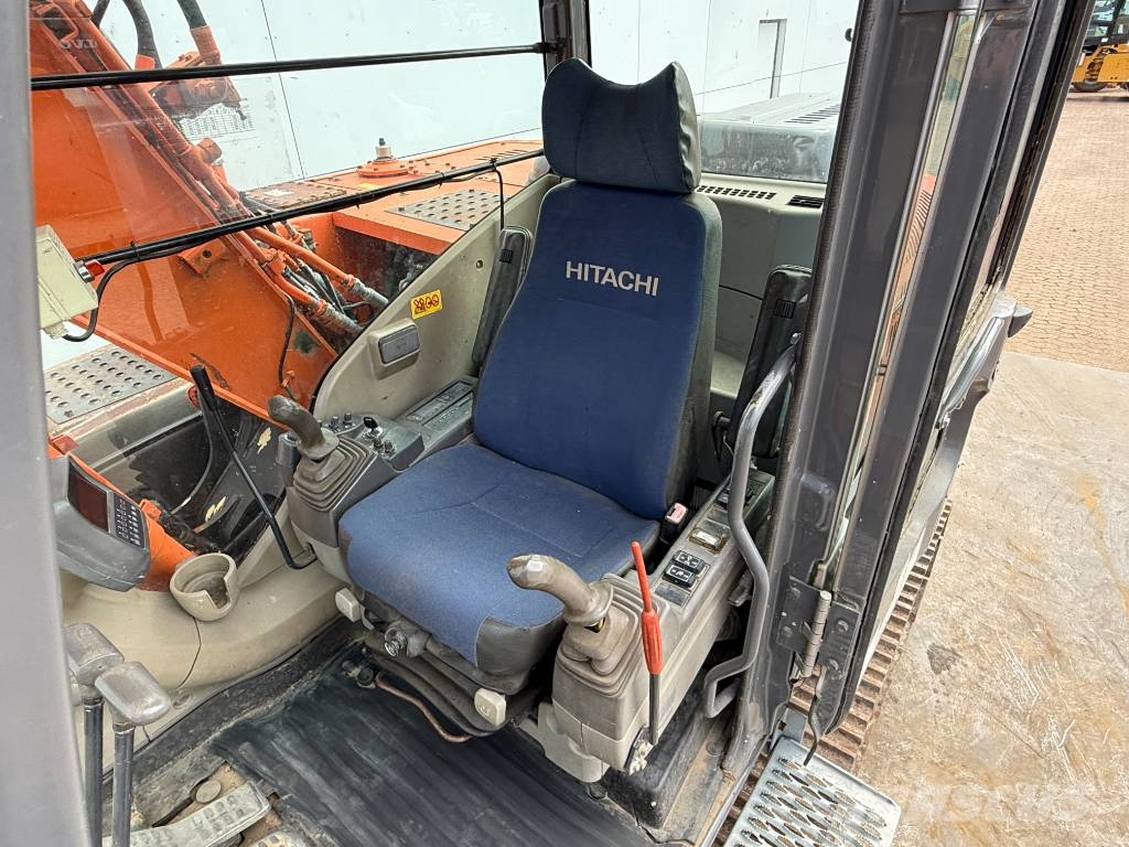 Hitachi ZX110-3 - Hammer Lines / Quick Coupler Excavadoras sobre orugas