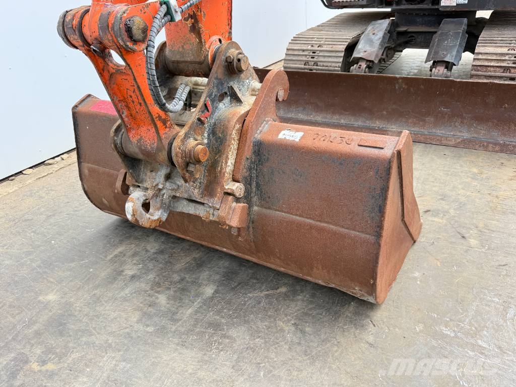 Hitachi ZX110-3 - Hammer Lines / Quick Coupler Excavadoras sobre orugas