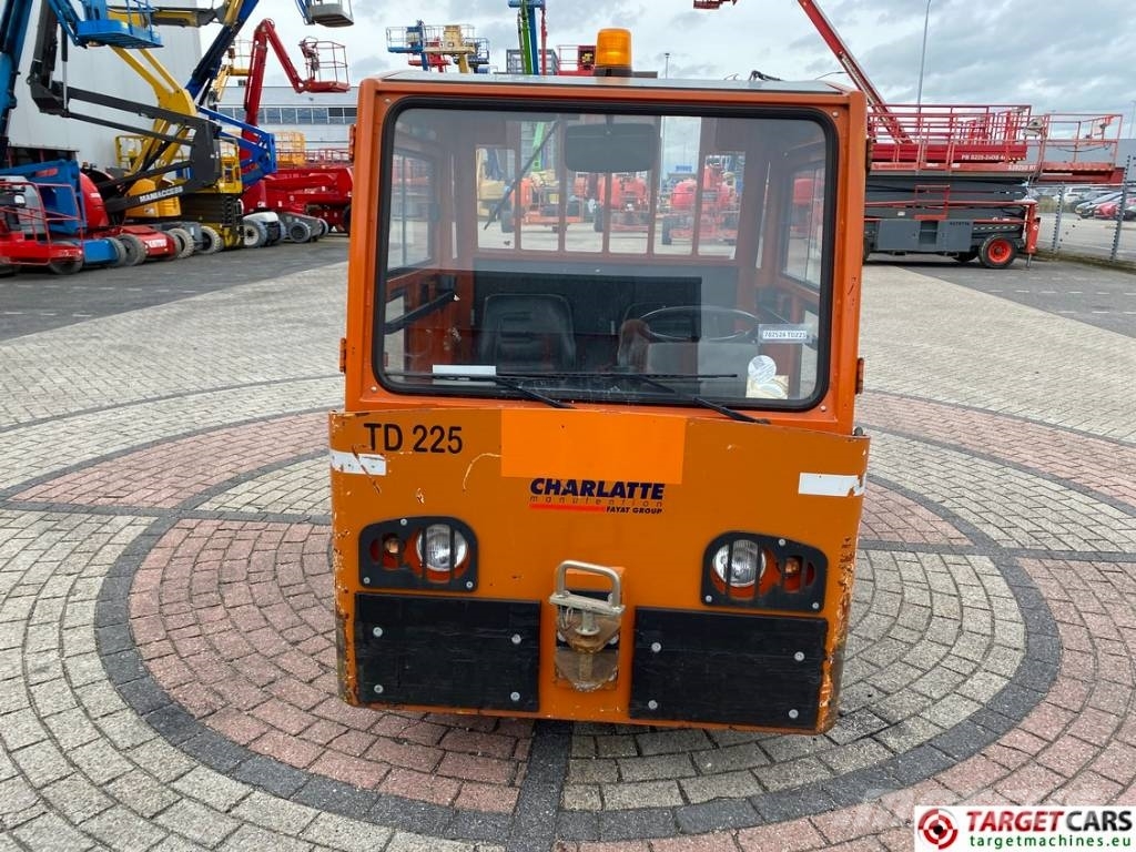 Charlatte TD225 Diesel Tow Truck Tractor 18T capacity Складская техника - Другие
