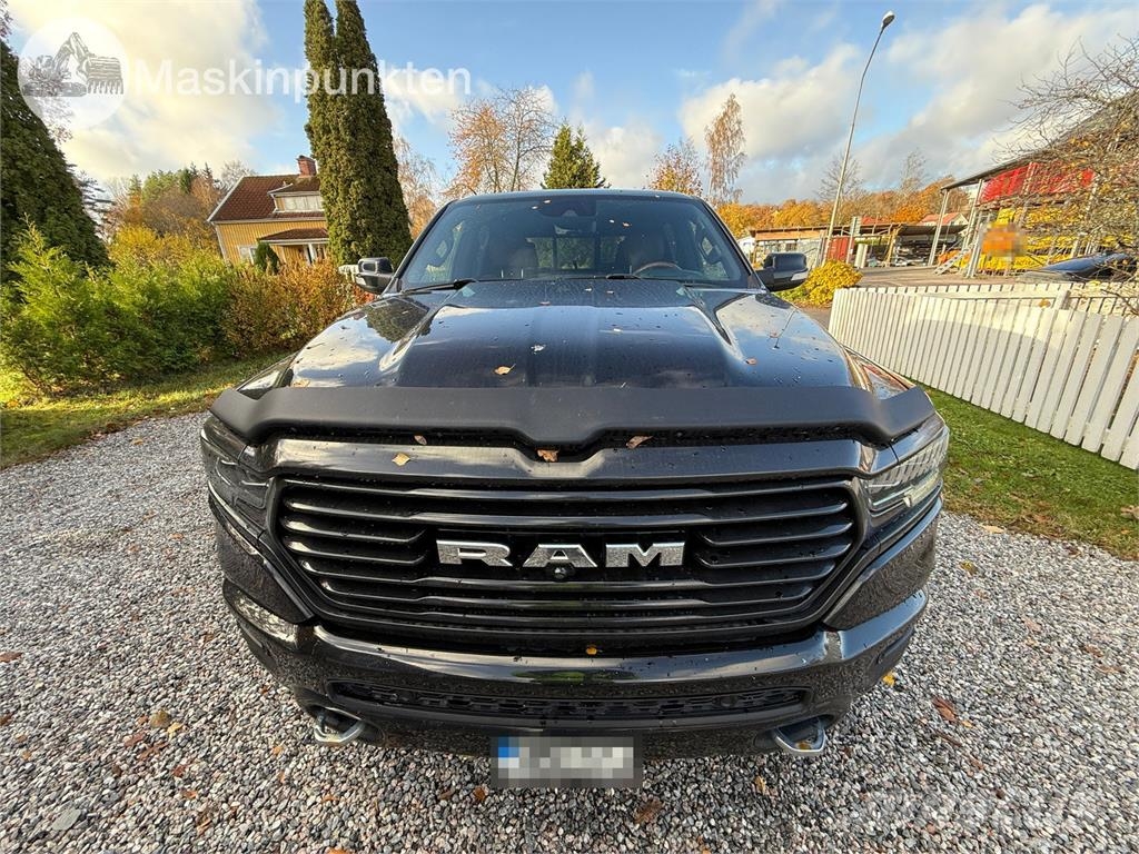 RAM 1500 Crew Cab Pickup/Pritschenwagen