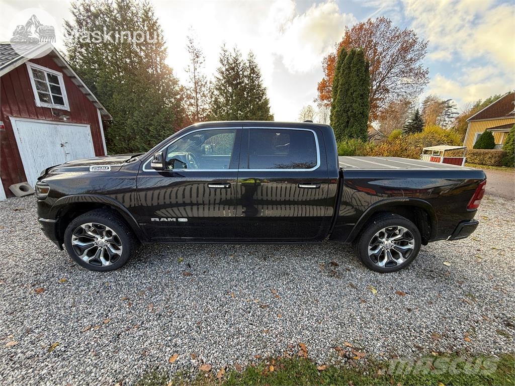 RAM 1500 Crew Cab Pickup/Pritschenwagen