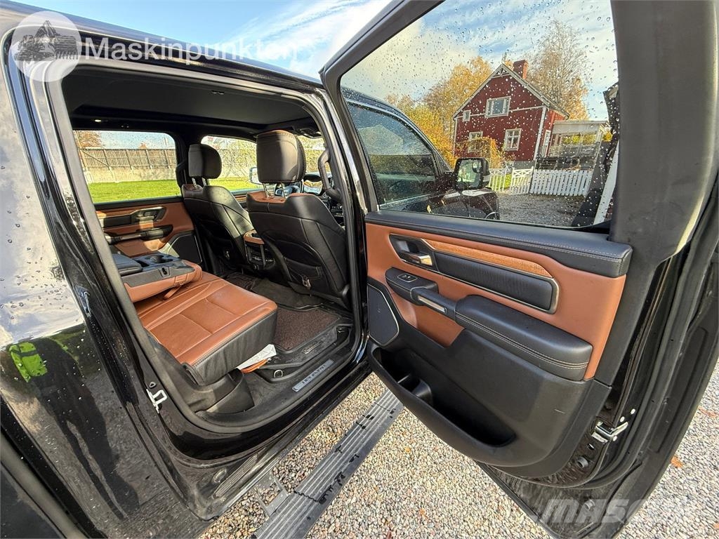 RAM 1500 Crew Cab Pickup/Pritschenwagen
