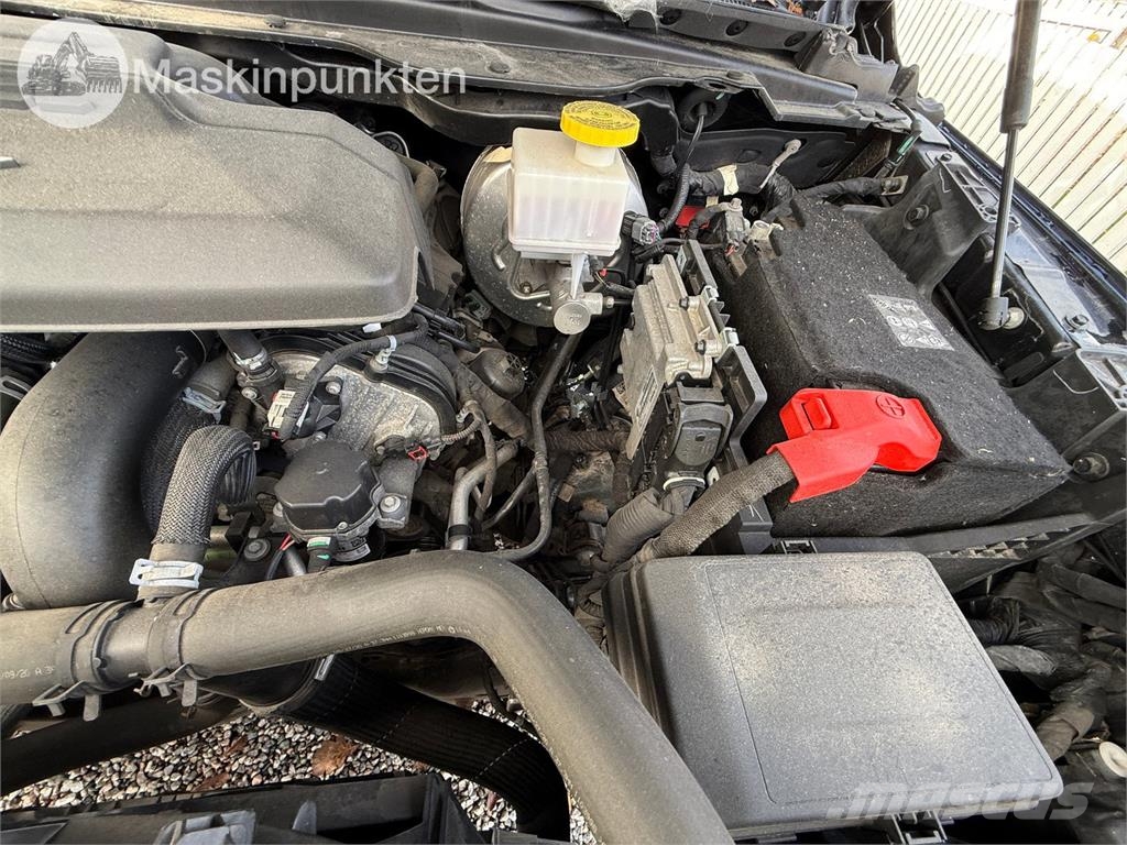 RAM 1500 Crew Cab Pickup/Pritschenwagen
