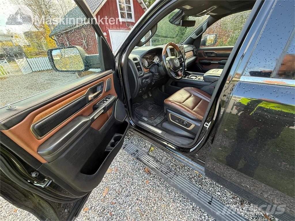 RAM 1500 Crew Cab Pickup/Pritschenwagen