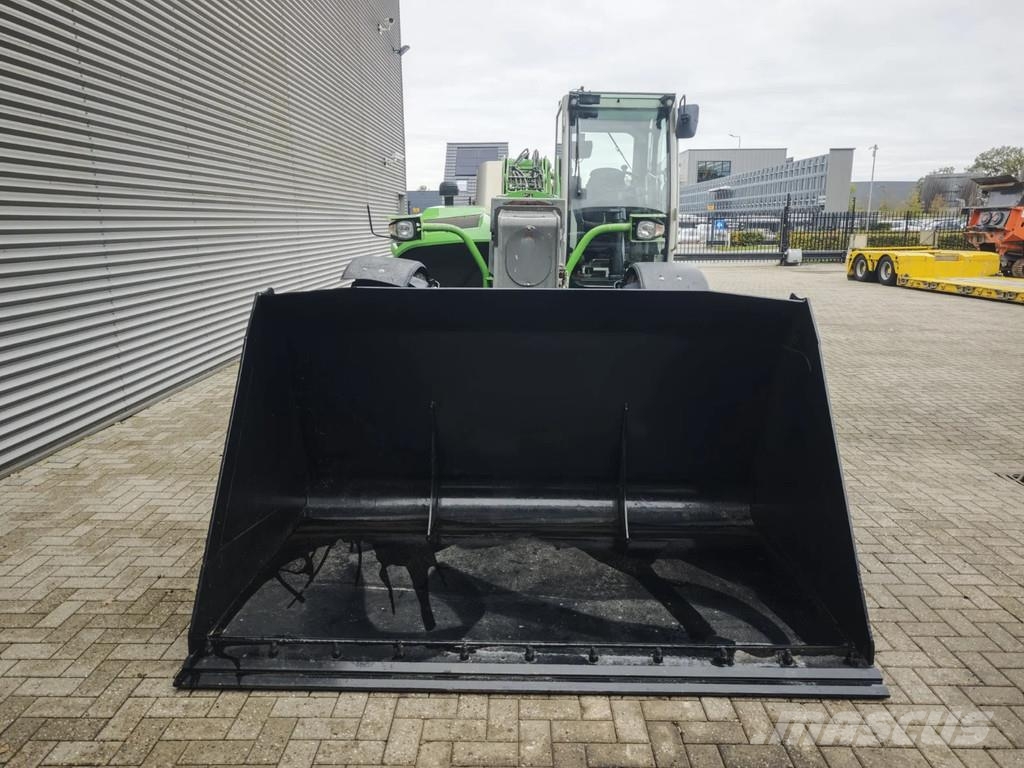 Sennebogen 355 E Teleskopiskie manipulatori