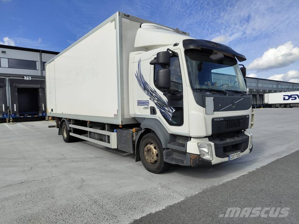 Volvo FL Camiones caja cerrada