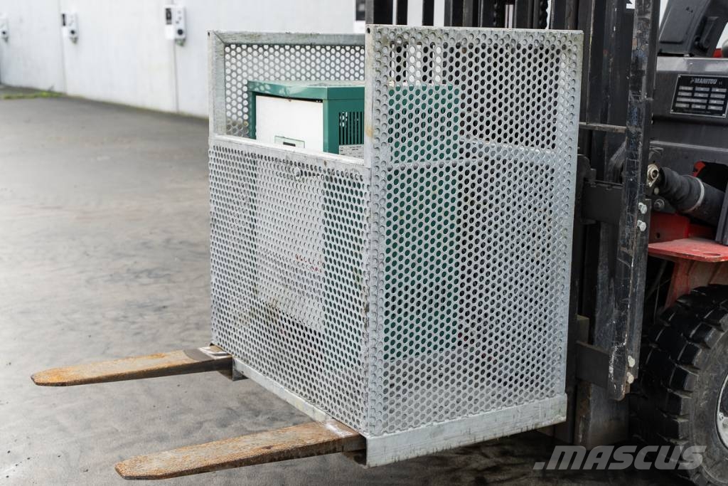 Manitou ME 430 شاحنات ذات رافعات شوكية تعمل بالكهرباء