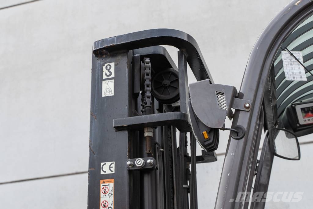 Manitou ME 430 شاحنات ذات رافعات شوكية تعمل بالكهرباء