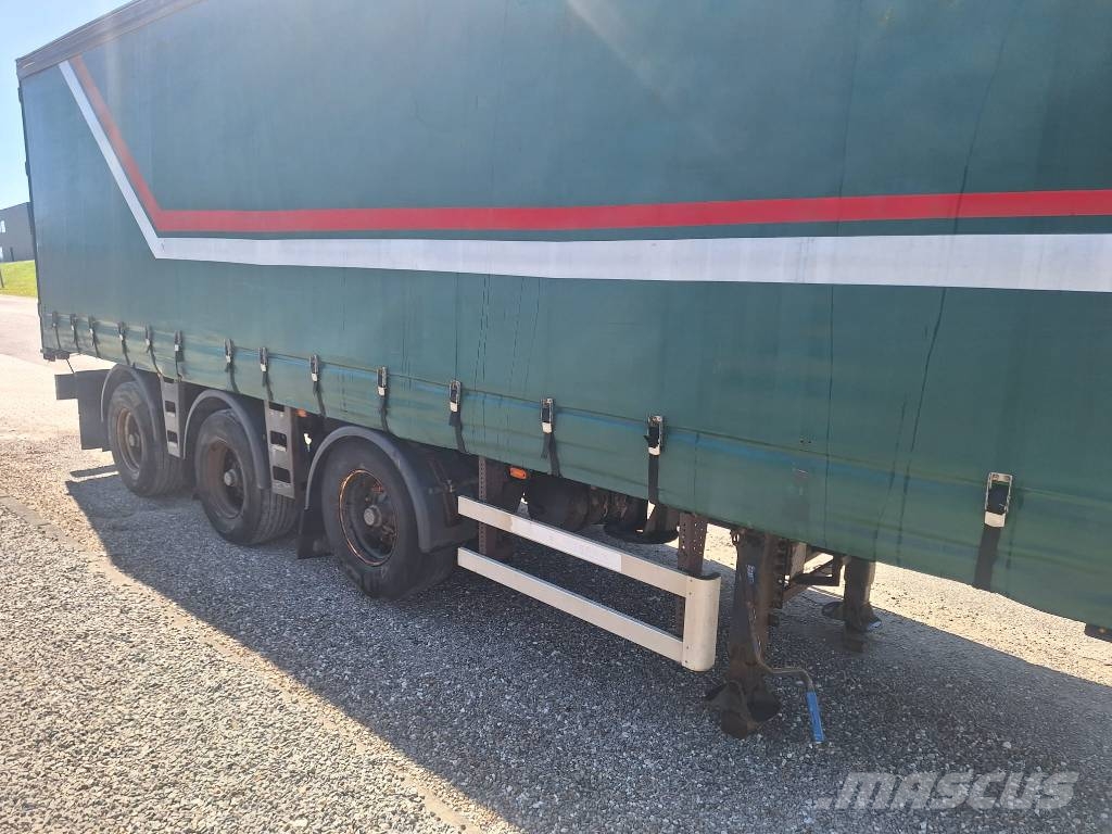 Renders 3 akslet gardintrailer Schuifzeilen