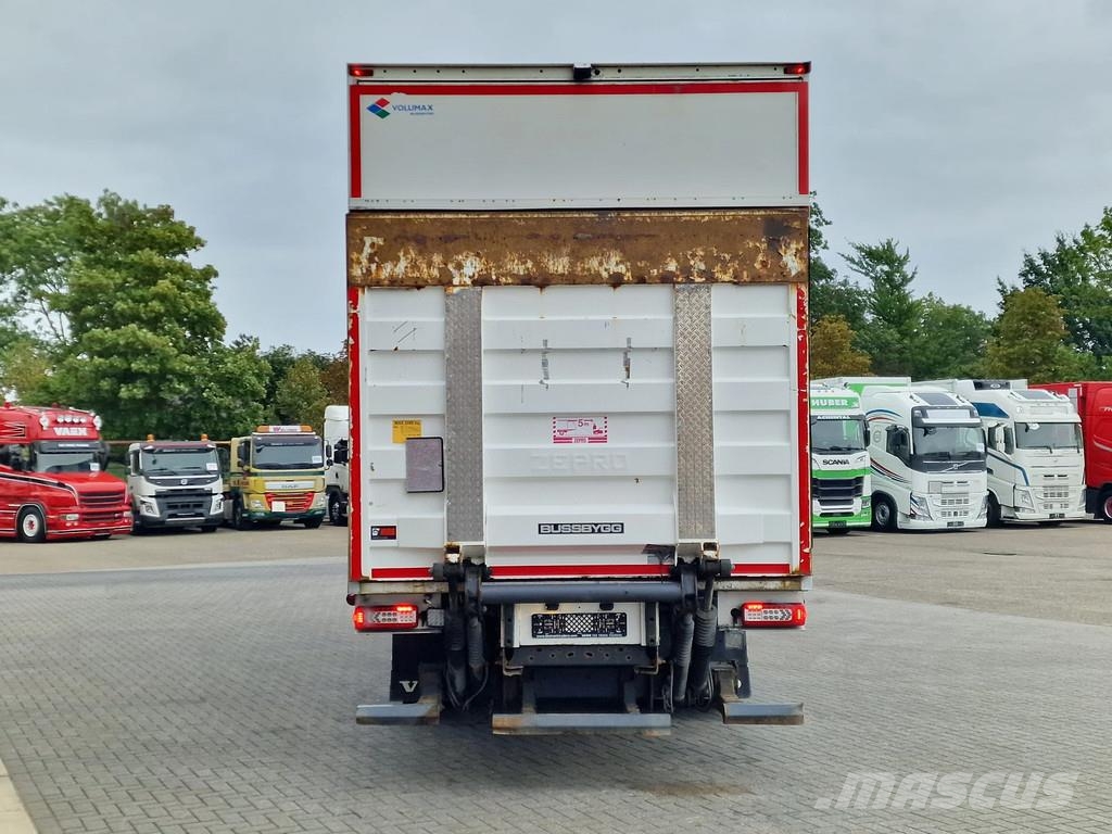 Volvo FM 370 Globetrotter 4x2 - Buggsbygg box with sided Bakwagens met gesloten opbouw