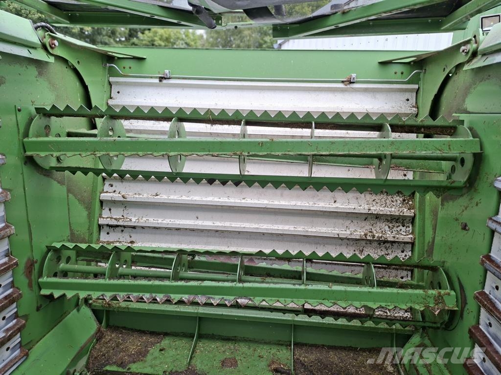 Krone TX460D Oprema za polaganje in upravljanje