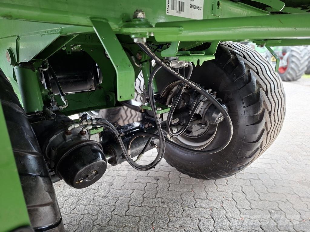 Krone TX460D Oprema za polaganje in upravljanje