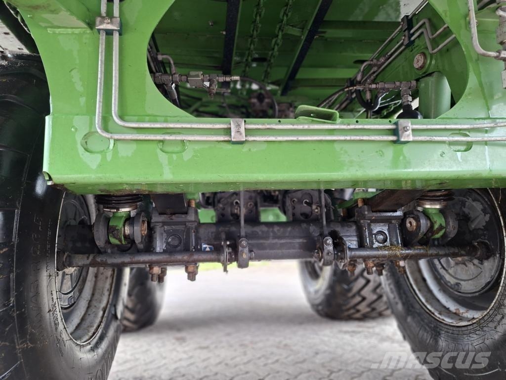 Krone TX460D Oprema za polaganje in upravljanje