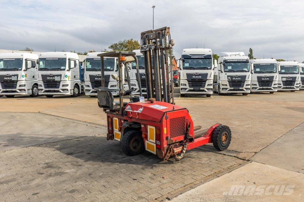Moffet RE4 - 45-1.444 H-4X4 Kahveltõstukid - muud