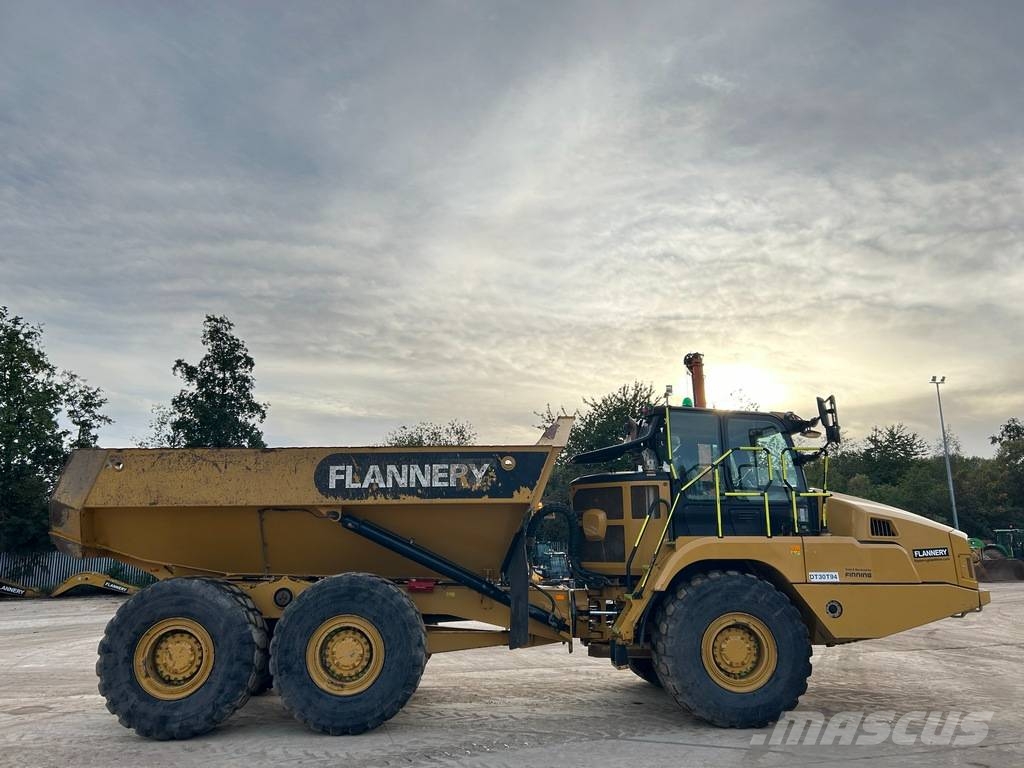 CAT 730 Dumpers articolati