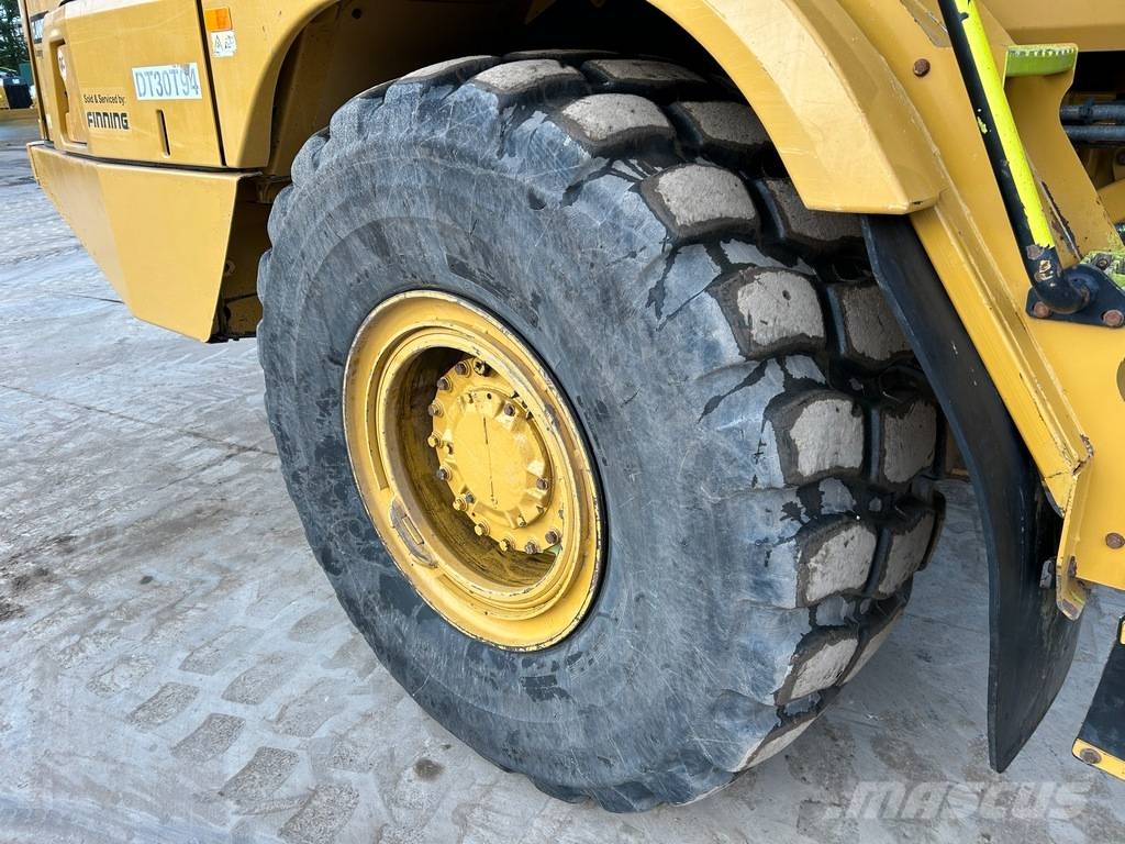 CAT 730 Dumpers articolati