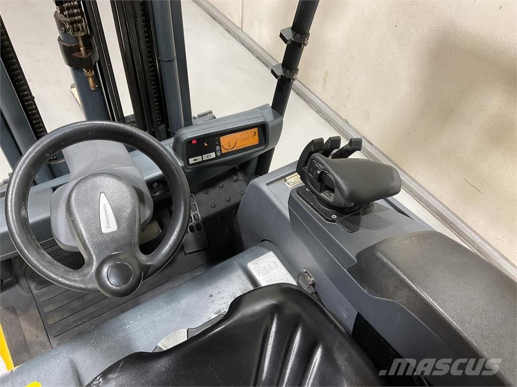 Jungheinrich EFG 216 K Electric forklifts