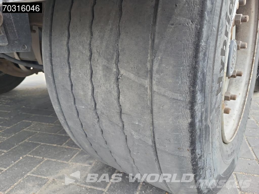 Kässbohrer CS 3 axles Lift Axle 40ft Containerchassis