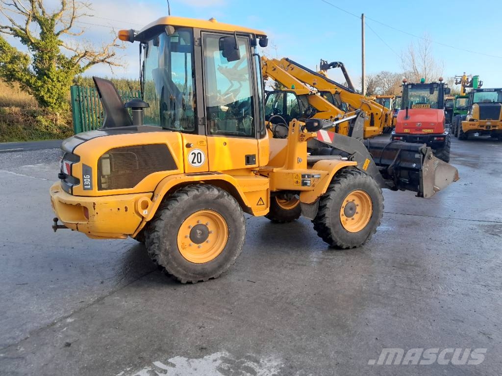 Volvo L 30 G لوادر بعجل