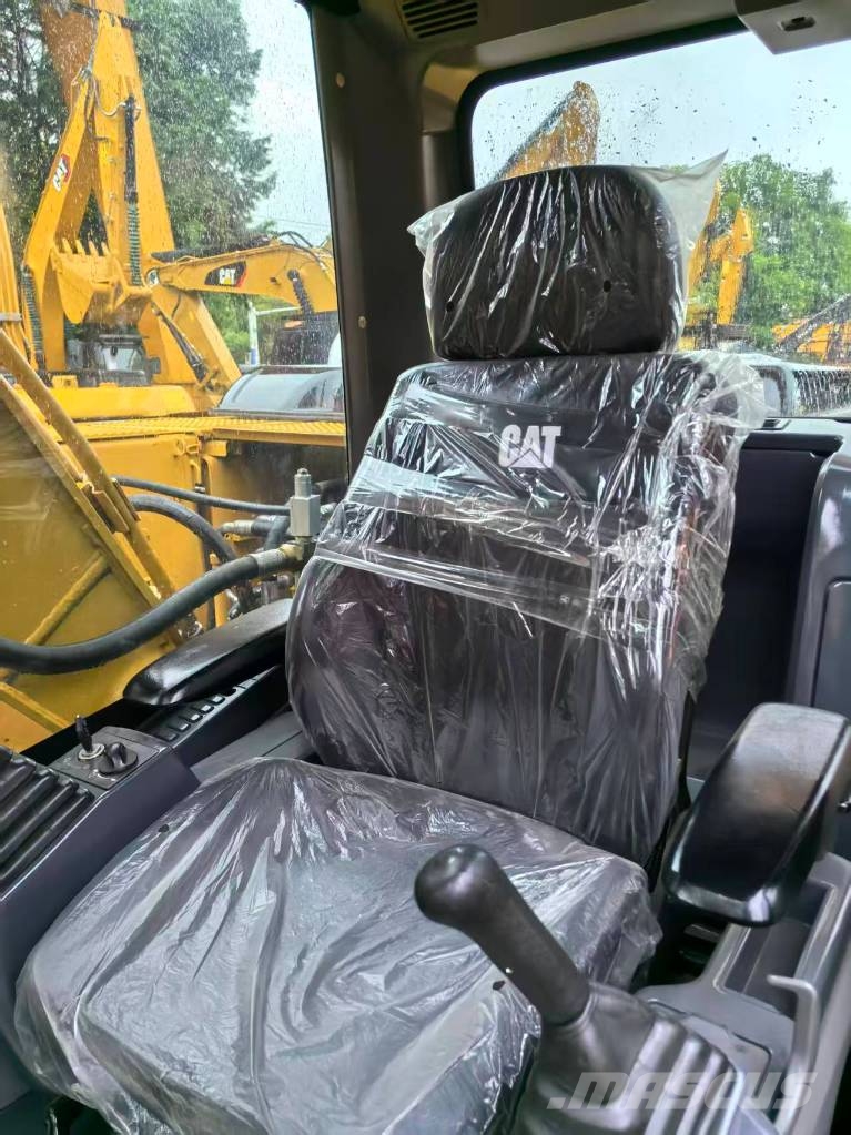 CAT 323 D L Kāpurķēžu ekskavatori