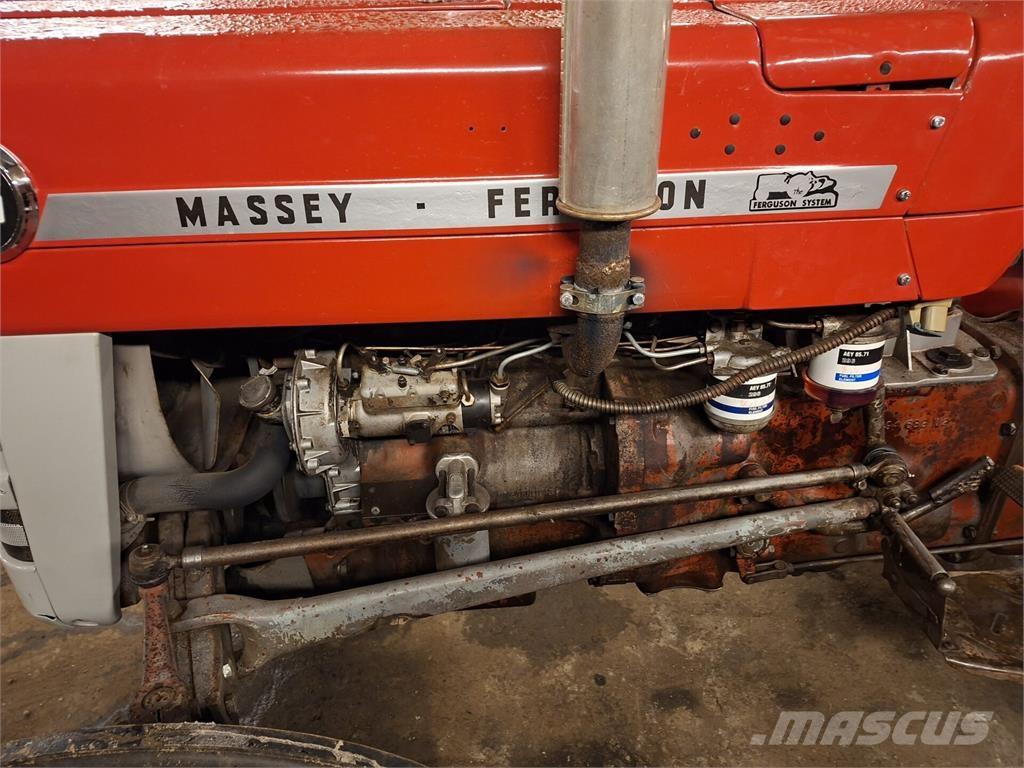 Massey Ferguson 135 Traktoriai