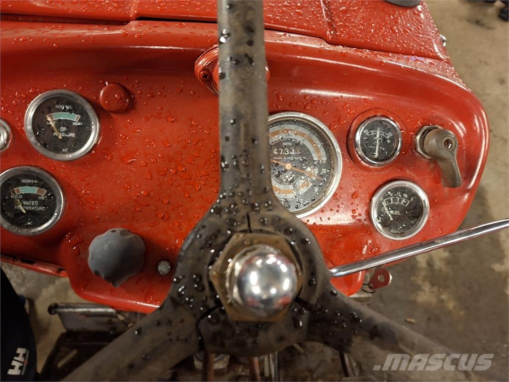 Massey Ferguson 135 Traktoriai