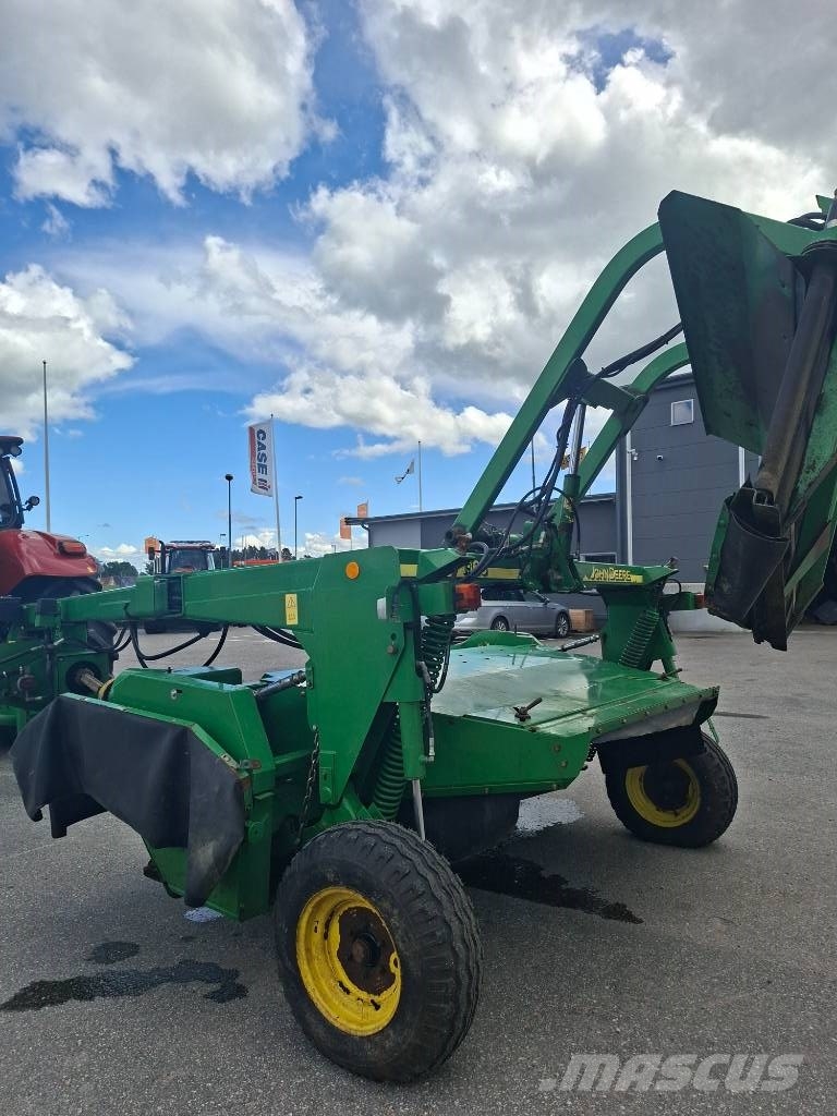 John Deere 1365 Косилки-формувачі