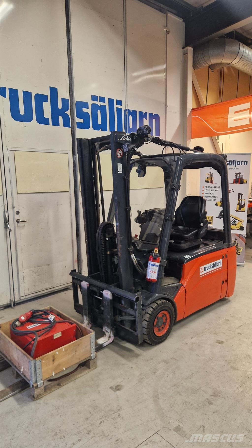 Linde E18L -01 Electric forklifts
