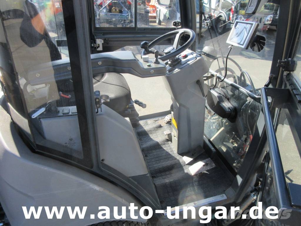 Hako CityMaster CM 600 Kehrmaschine 4x4 Kommunalfahrzeu Veegmachines