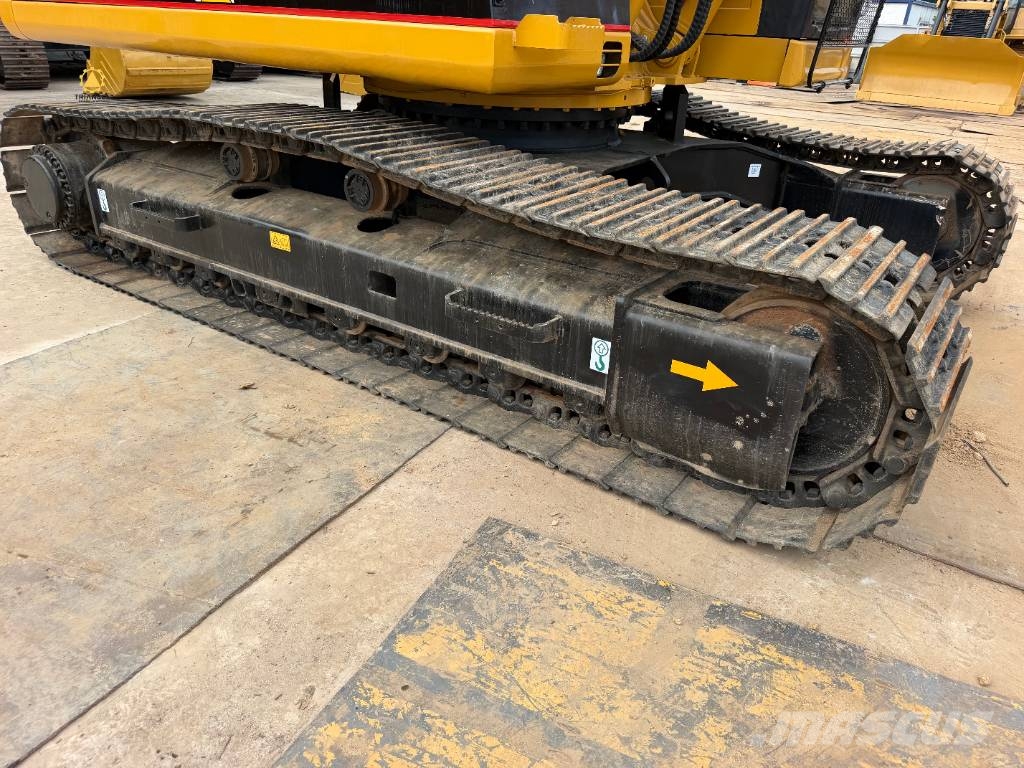 CAT 325 B L Kāpurķēžu ekskavatori