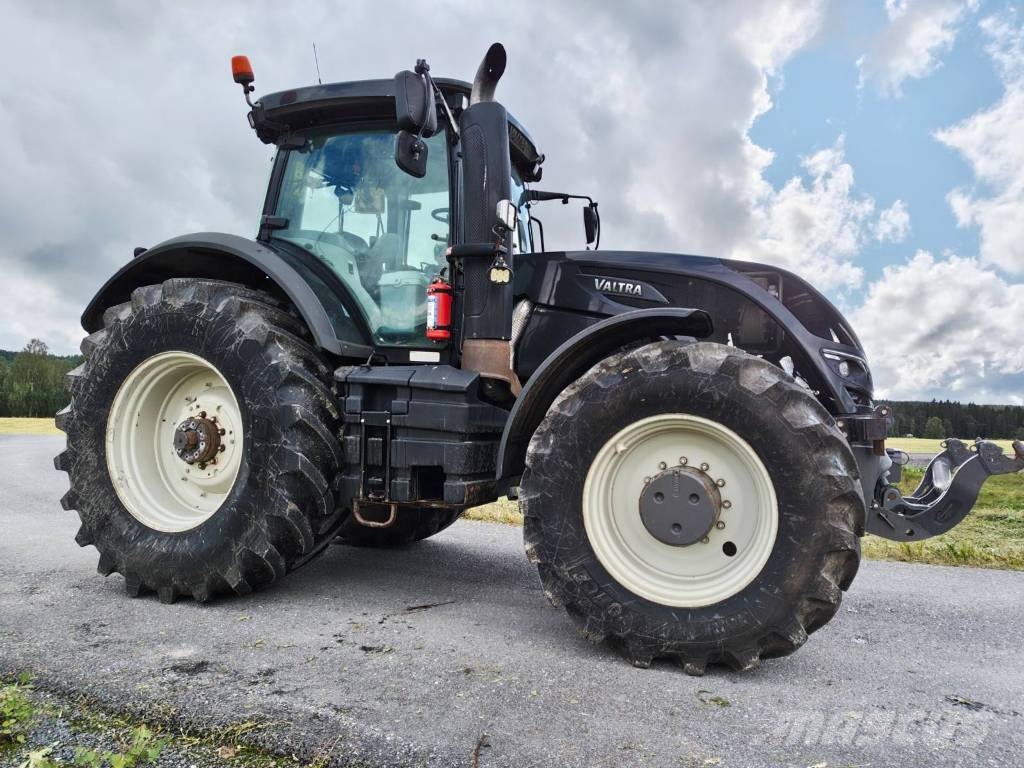Valtra S 374 Tractores