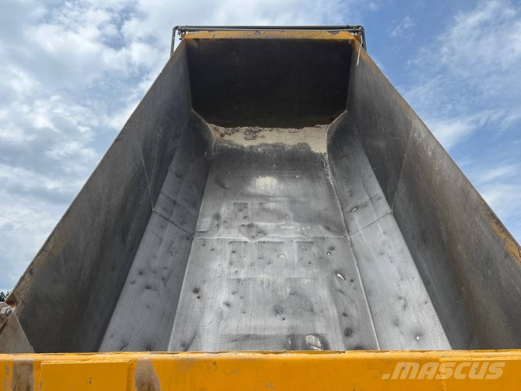 Krone SD TRI AXLE DRAW BAR Remolques con caja de volteo
