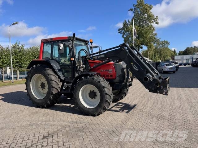 Valtra Valmet 6550 hitech met voorlader 拖拉机/农用车