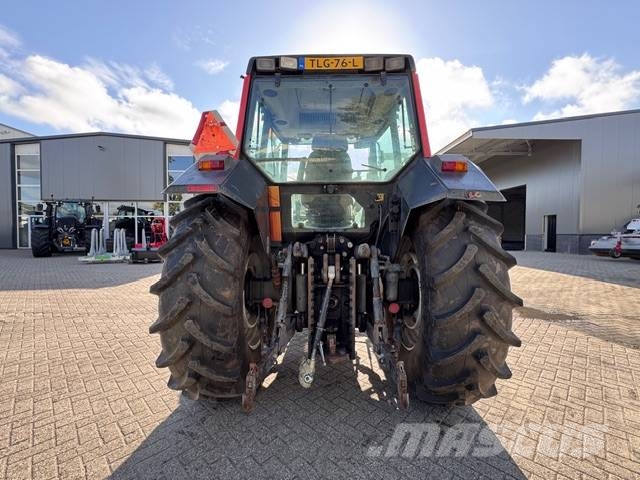 Valtra Valmet 6550 hitech met voorlader 拖拉机/农用车