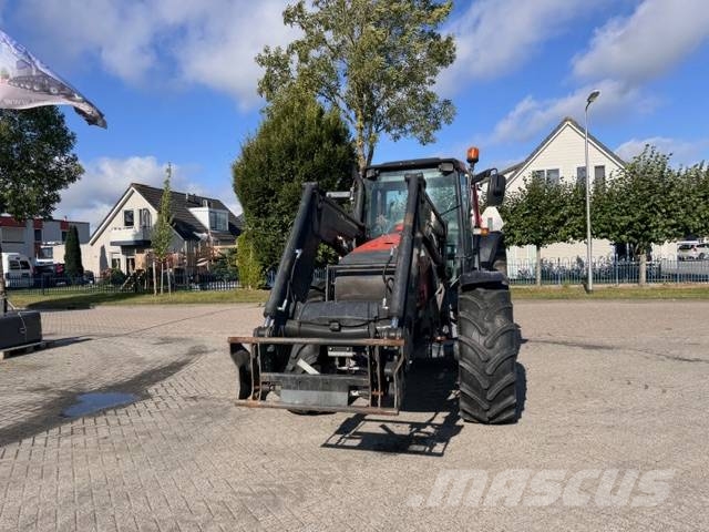 Valtra Valmet 6550 hitech met voorlader 拖拉机/农用车