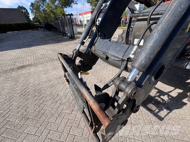 Valtra Valmet 6550 hitech met voorlader 拖拉机/农用车