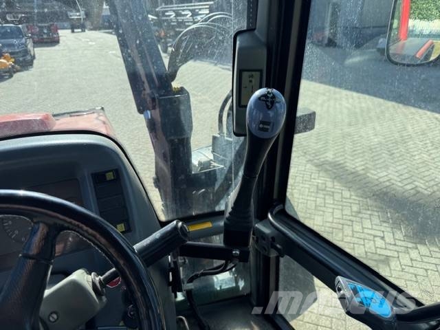 Valtra Valmet 6550 hitech met voorlader 拖拉机/农用车
